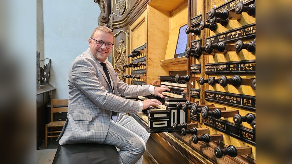 Samenzang met Minne Veldman in Kampen