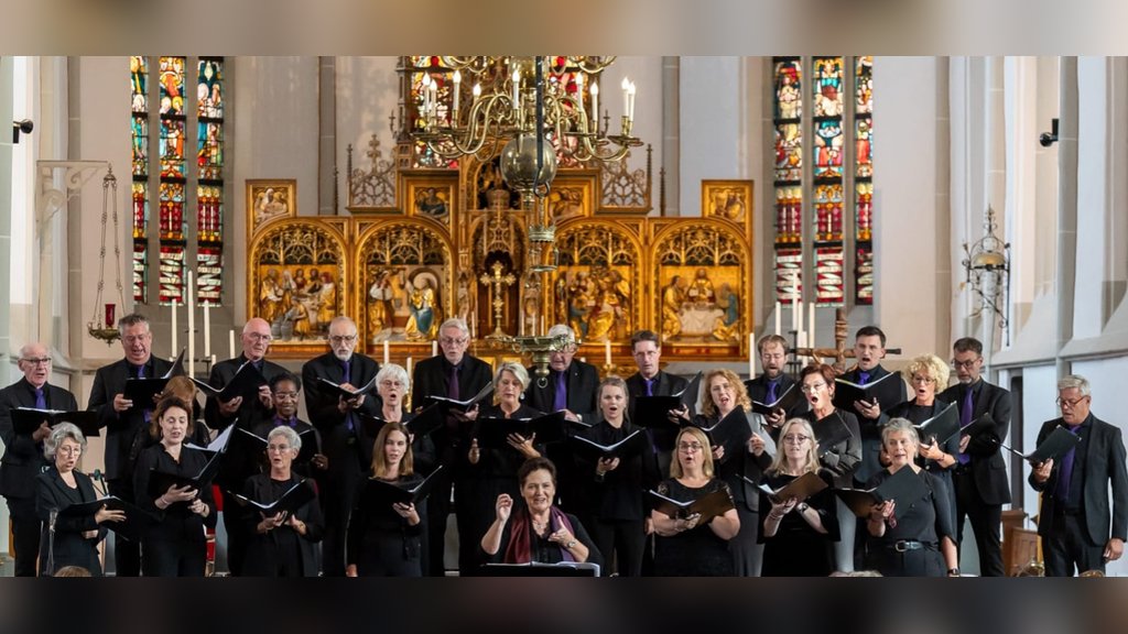 Inloopconcert Kavóca in monumentale Kamper Buitenkerk in Kampen